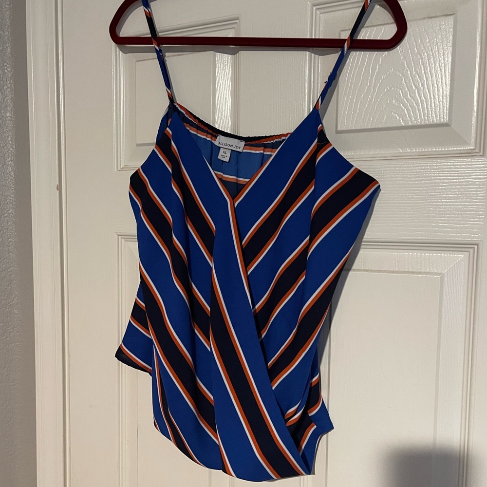 Wrap front top